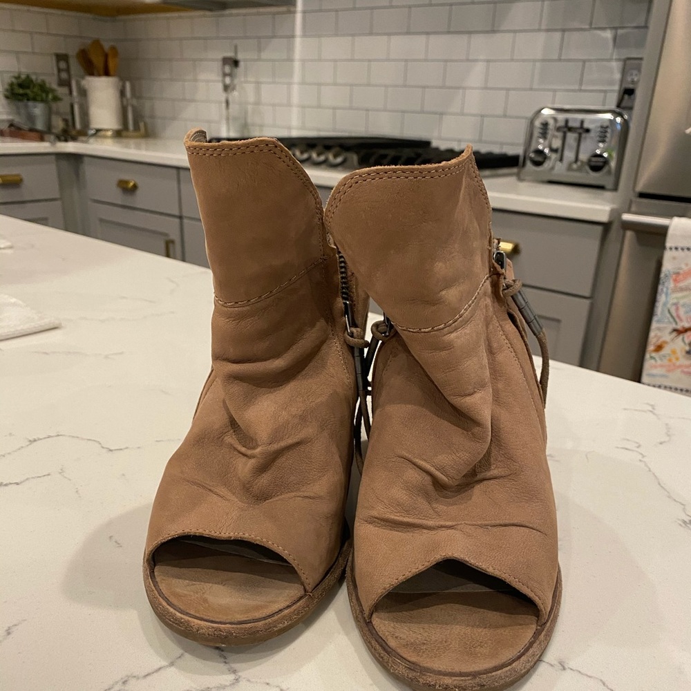 Dolce Vita Wedges